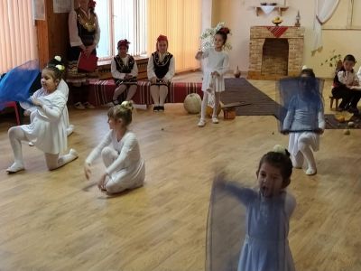 Сурва 2020 - "Да бъде!" - ДГ 15 Райна Княгиня - Перник