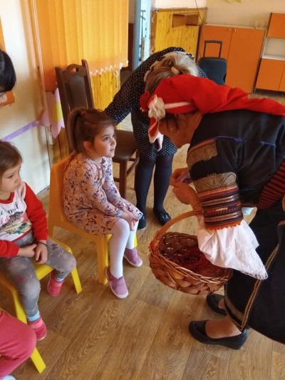 Баба Марта в детската градина - ДГ 15 Райна Княгиня - Перник